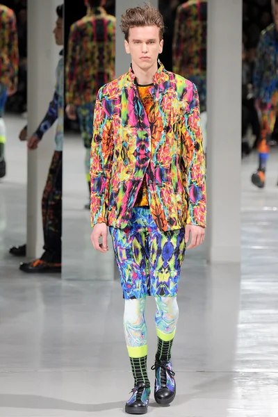 Look 34
